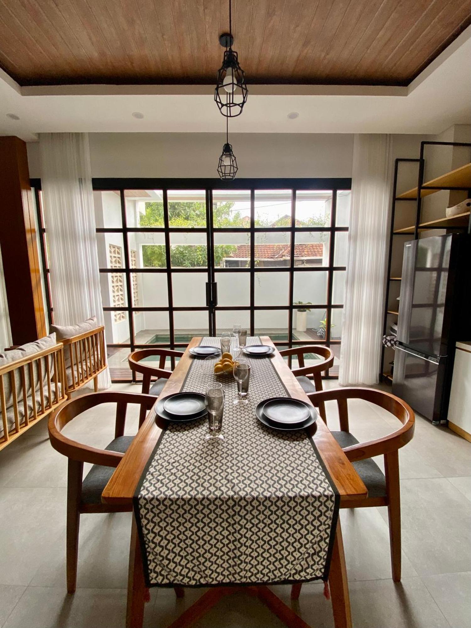 Casa Di Elle, Your Finest Berawa Hideaway, Brand New Rooftop Villa, Near Finns Club * Canggu